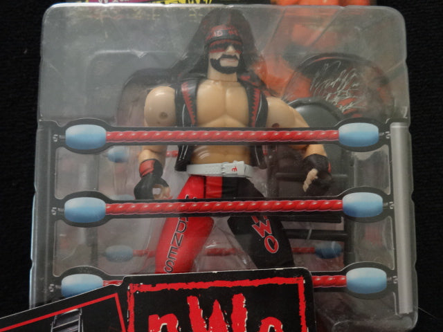 NWO Smash N Slam Wrestlers Randy Macho Man Savage with Fold Up Chair Yor Biz