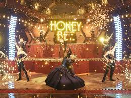 Play Arts Final Fantasy 7 Cloud Honey Bee