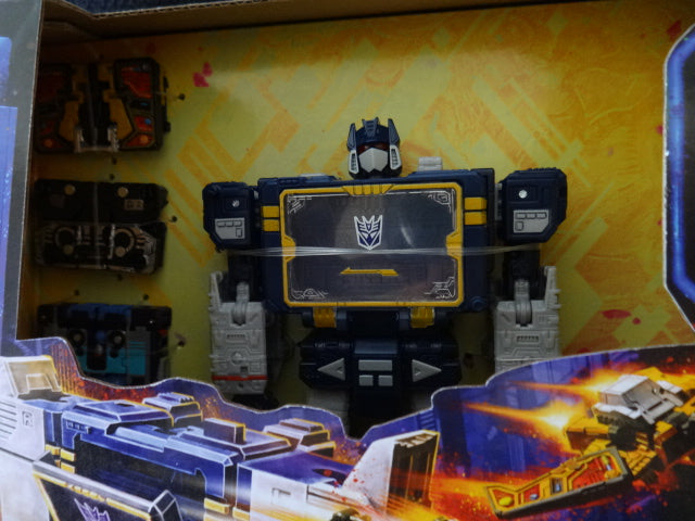 Transformers Legacy United Voyager G1 Universe Soundwave