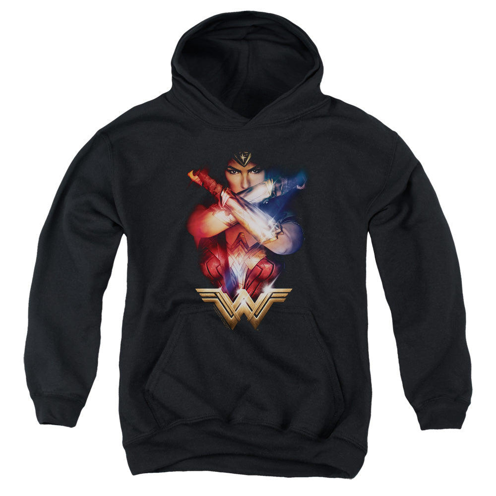 WONDER WOMAN MOVIE/ARMS CROSSED